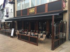 Beach Hotel Katwijk、カトウェイクのホテル