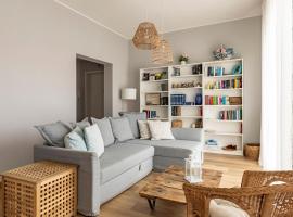 Lido Camaiore Roomy Apartment for 7!，位于利多迪卡马约雷的酒店