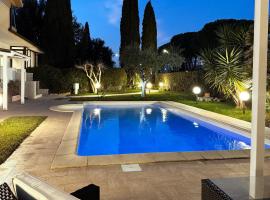 Residence Il Boschetto - Villa Con Piscina, hotel v destinaci Grosseto