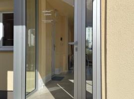 Minihaus in Zagreb, hotel a Sesvete