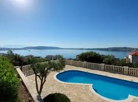 Residence Villa Irena Apartments