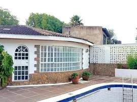 Evergreen Karen Guesthouse