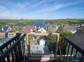 Stylish Sanctuary - Estuary Views - Outside Space