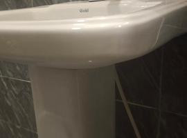 Hotel White Pearl, khách sạn ở Karachi