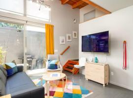 #StayInMyDistrict Buckman Spacious Modern Rowhouse, villa in Portland