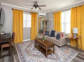 Little Rock Spot Comfy Downtown - Pet Friendly