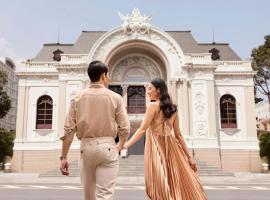 Sheraton Saigon Grand Opera Hotel, hotel ad Ho Chi Minh