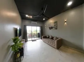 1-10pax DoorStep private beach & swimming pool