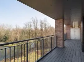 Lovely Home Near Canal, Park, & Central MK