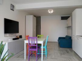 Holiday House, hotel na praia em Ancona