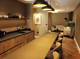 The Basement, hotel en Saint Annes on the Sea