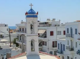 Apartment for 4 in heart of Tinos Island