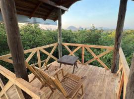 Tree Trails Sigiriya, hotel with pools in Sigiriya