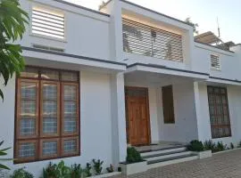 Moon Villa