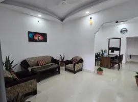 Leela home stay -Jabalpur - Luxury 2BHK apartment-N1