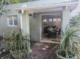 Birdsong Cottage, hotel in Swellendam