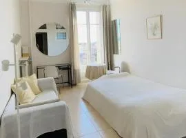 Studio avec vue panoramique - Résidence du Louvre