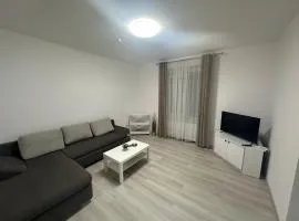 Aparthouse 1