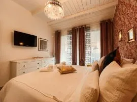 Casa Riad,gioiello del cortiletto