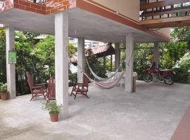 A Welcome Break Hostal, guest house in Tena