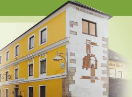 Pension "Zum Goldenen Kreuz", δωμάτιο σε οικογενειακή κατοικία σε Eferding