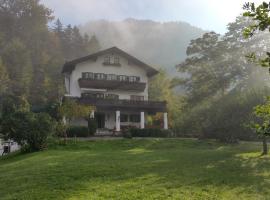 Villa Bergkristall, pensionat i Eschenlohe