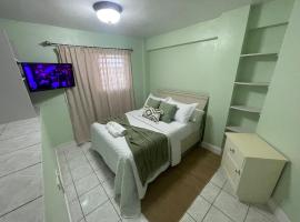 Modern North Side Hideaway with Aircon
