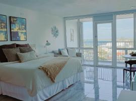 ESJ Exclusive Beachfront Condo, hotel v destinaci San Juan