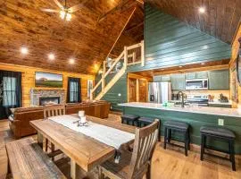 Cozy Mountaintop Cabin with Firepit, HotTub & Views!