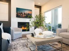 4-Level Modern Luxury w Cozy Rooftop near Downtown
