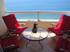 Costa Quilen Vista al Mar, hotel con parcheggio a Horcón
