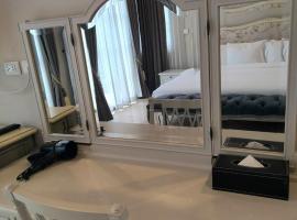 The Ozone Khao Yai Pool Villa, hotel v destinaci Ban Sap Setthi