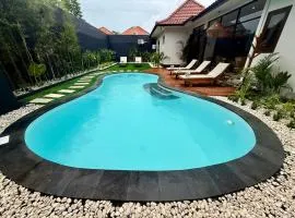 Villa AYLA - Legian - 5 Bedrooms - 5 Bathrooms