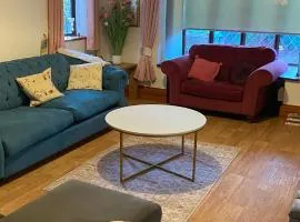 Beautiful Bexhill Cottage with garden 3 mins walk to beach