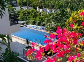 Chaweng Hill with pool