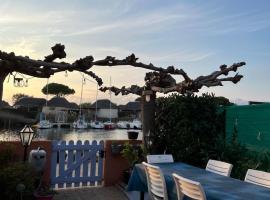 Maison 8 personnes au bord de l'étang, Hotel in Le Barcarès