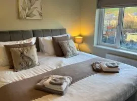 'Benson View' - 2 bedroom Lake District home