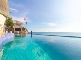 Hunahuna Resort
