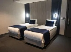 Lamore Hotel