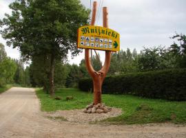 Kempings "Muižnieki"，Renda的海灘飯店