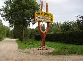 Kempings "Muižnieki"