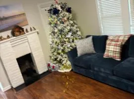 The Cottage by ARH Hospital, ATV Trails, and LMU!