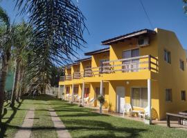 Bungalows IVARAB, hotel v destinaci Colón