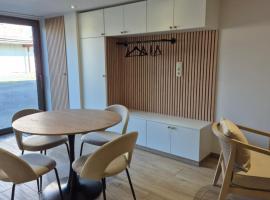 Le Cosy Bu, hotel v destinaci Rochefort
