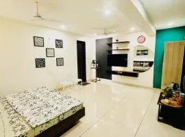 Chic Studio in Vagator with Pool access nr beach