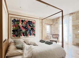 Gîte - LA CLOCHETTE, hotel in Lugon et l’Ile du Carney