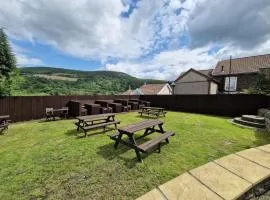 4 Bedroom Ground Floor Apartment