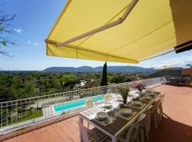 Villa Collina Del Sole 12 Pax by VILLASRETREATS