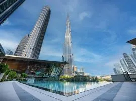 EMAAR GRANDE - Elegant 1 Bedroom Apartment - Infinity Pool - 1min to Dubai Mall and Burj Khalifa