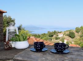 Dream Home with Magic View in Lafkos, hotel en Lavkos